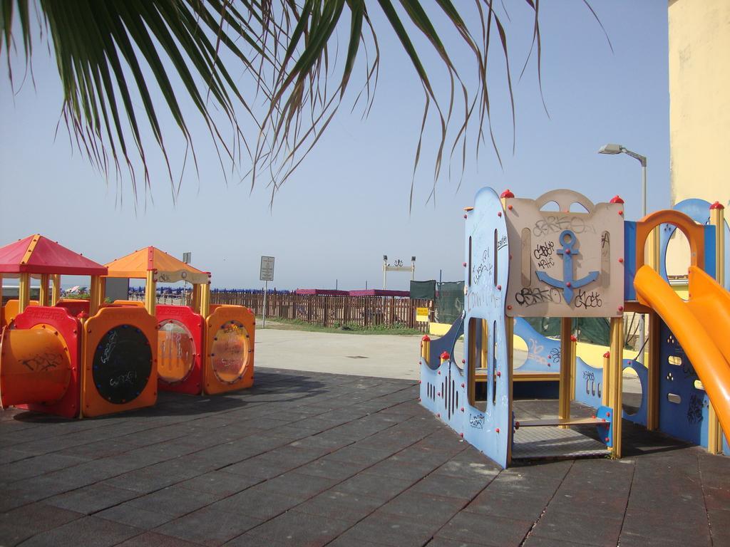 מרינה די קררה Appartamento Marina חדר תמונה